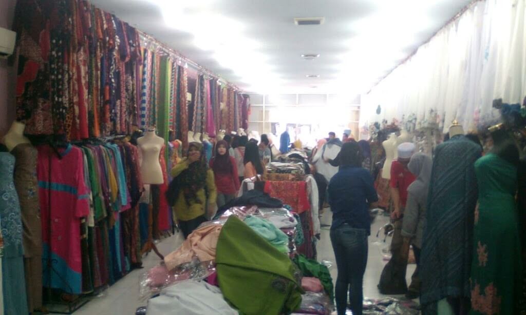 shopping tour medan