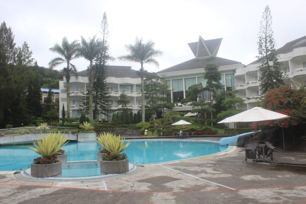 grand mutiara berastagi