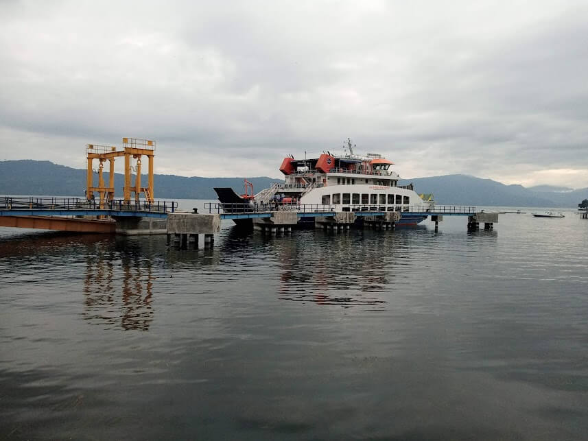 Ferry-Ajibata-simanindo