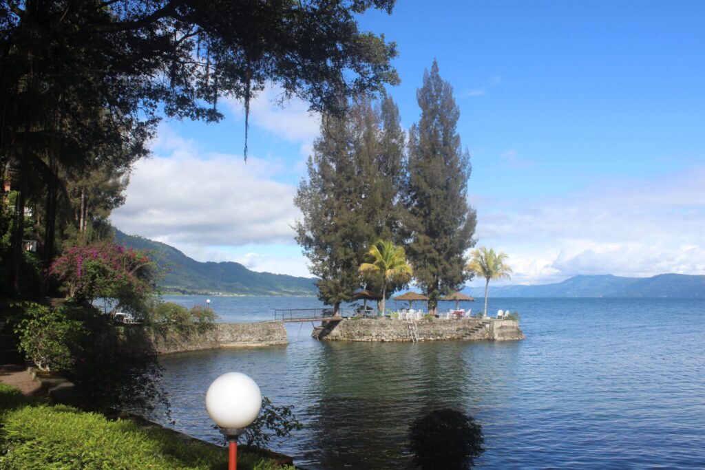toba lake