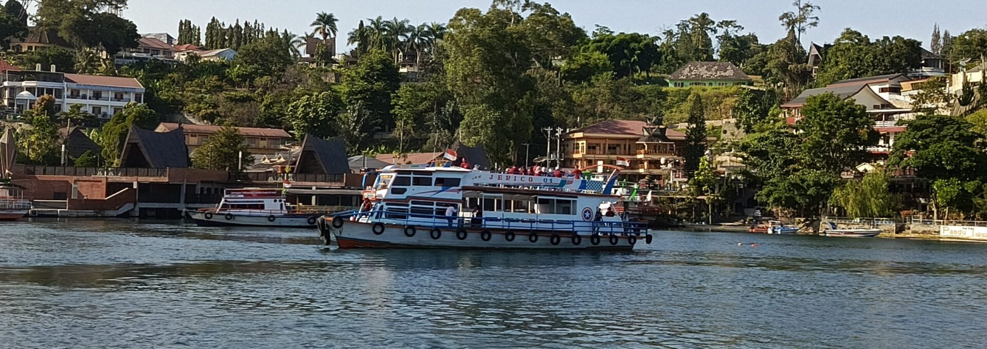 Best travel agent medan lake toba